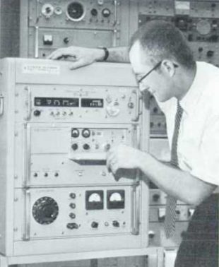 HP travelling clock 1965