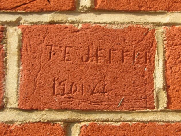 Royal Observatory Greenwich, Graffiti 3 (South Building)