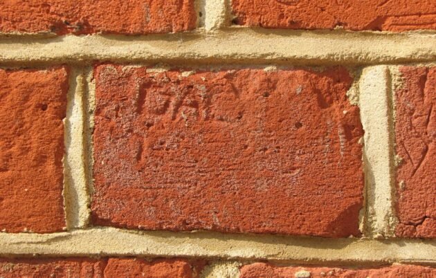Royal Observatory Greenwich, Graffiti 6 (South Building)